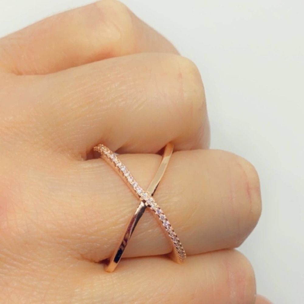 Rose Gold Crisscross Infinity CZ Diamond Ring